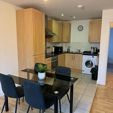 Spacious 2 Bedrooms Apartment In Stratford Londres Exterior foto