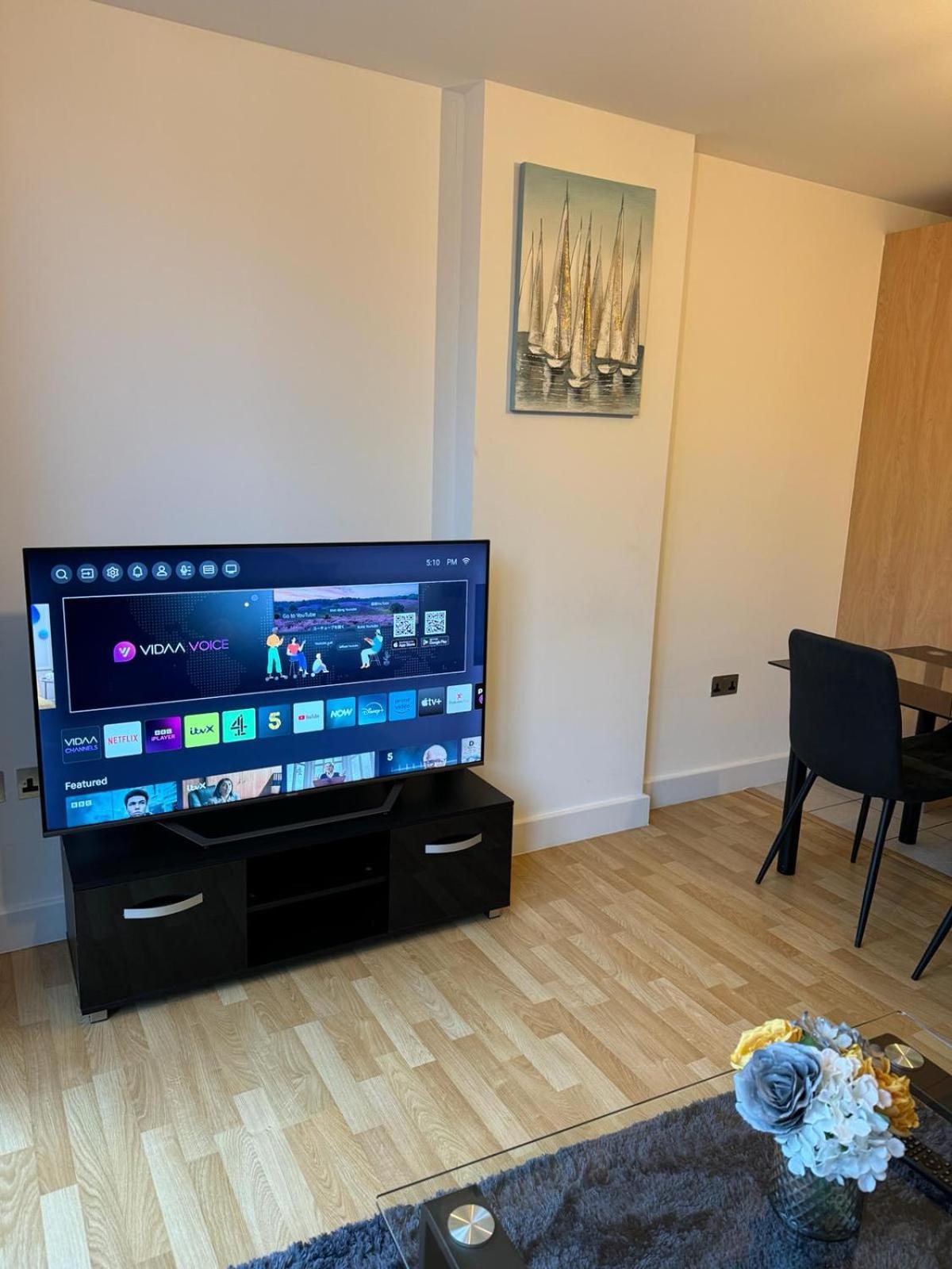 Spacious 2 Bedrooms In Stratford Apartamento *